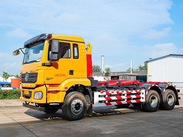 陕汽德龙后双桥18方勾臂垃圾车