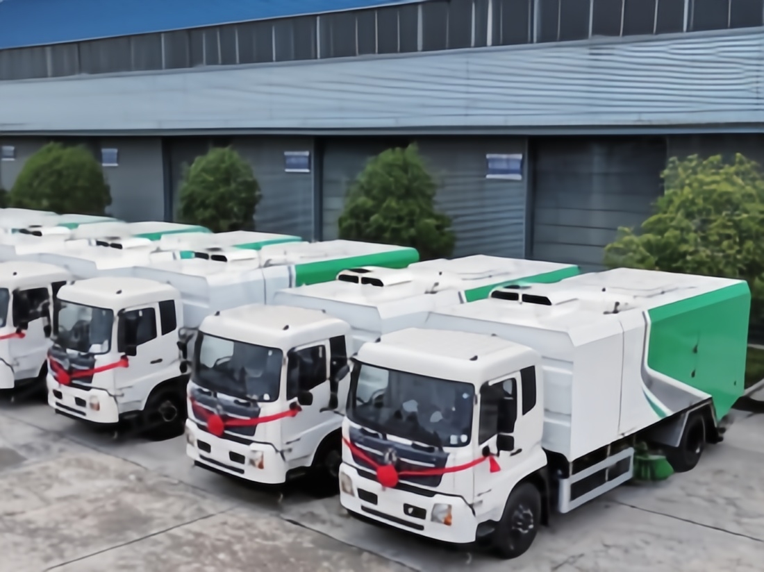 程力后置洗扫车批量发车