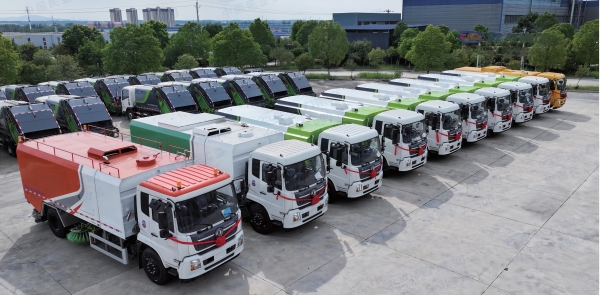 程力高端洗扫车批量发车