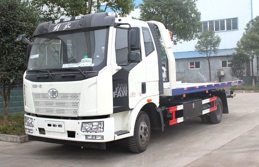 解放J6 6.2米平板清障车