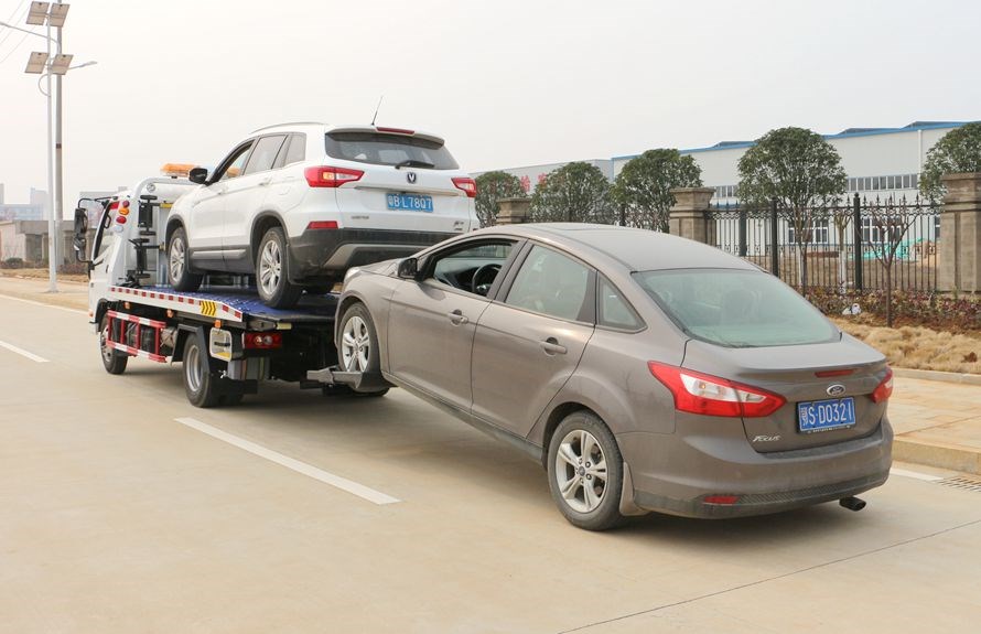 福田欧马蓝牌清障车