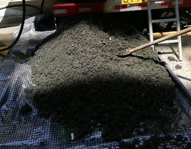 东风多利卡黄牌吸污净化车（EHY5210TWJE6）