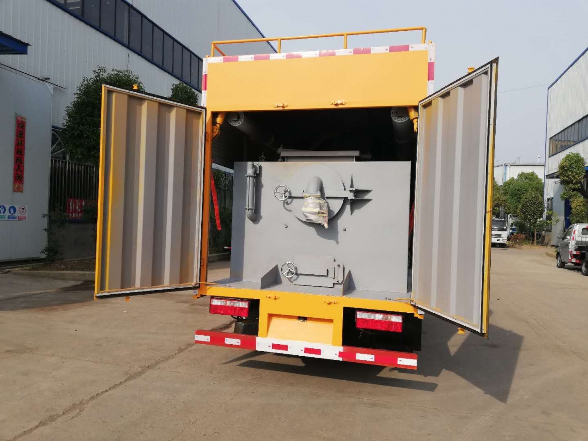 国六东风多利卡污水处理车（翼展款）