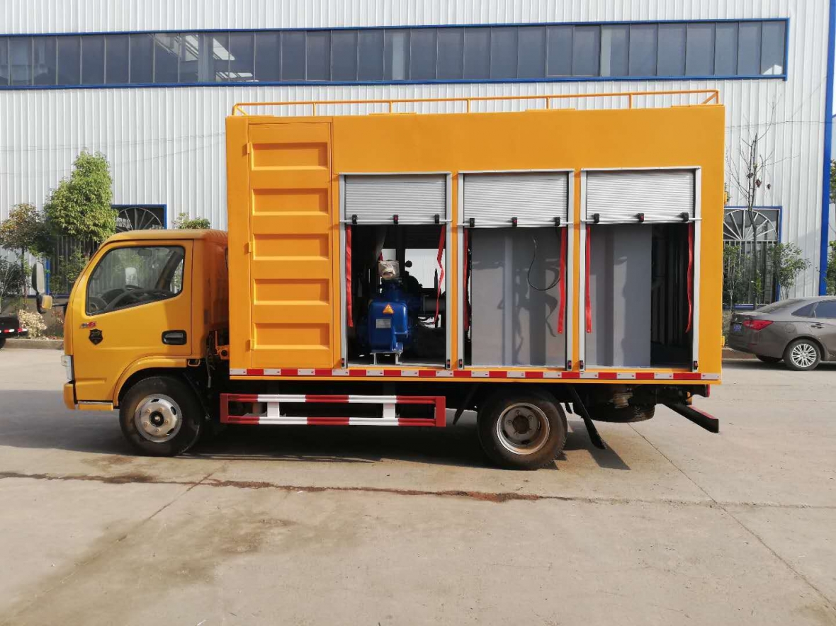 国六东风多利卡污水处理车（翼展款）