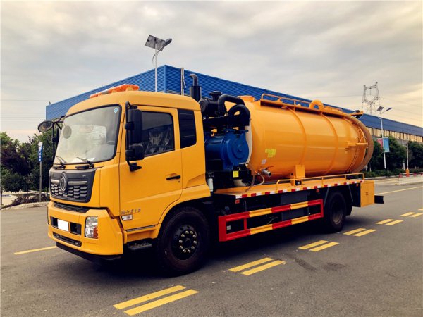 东风天锦市政清洗吸污车（带副发）