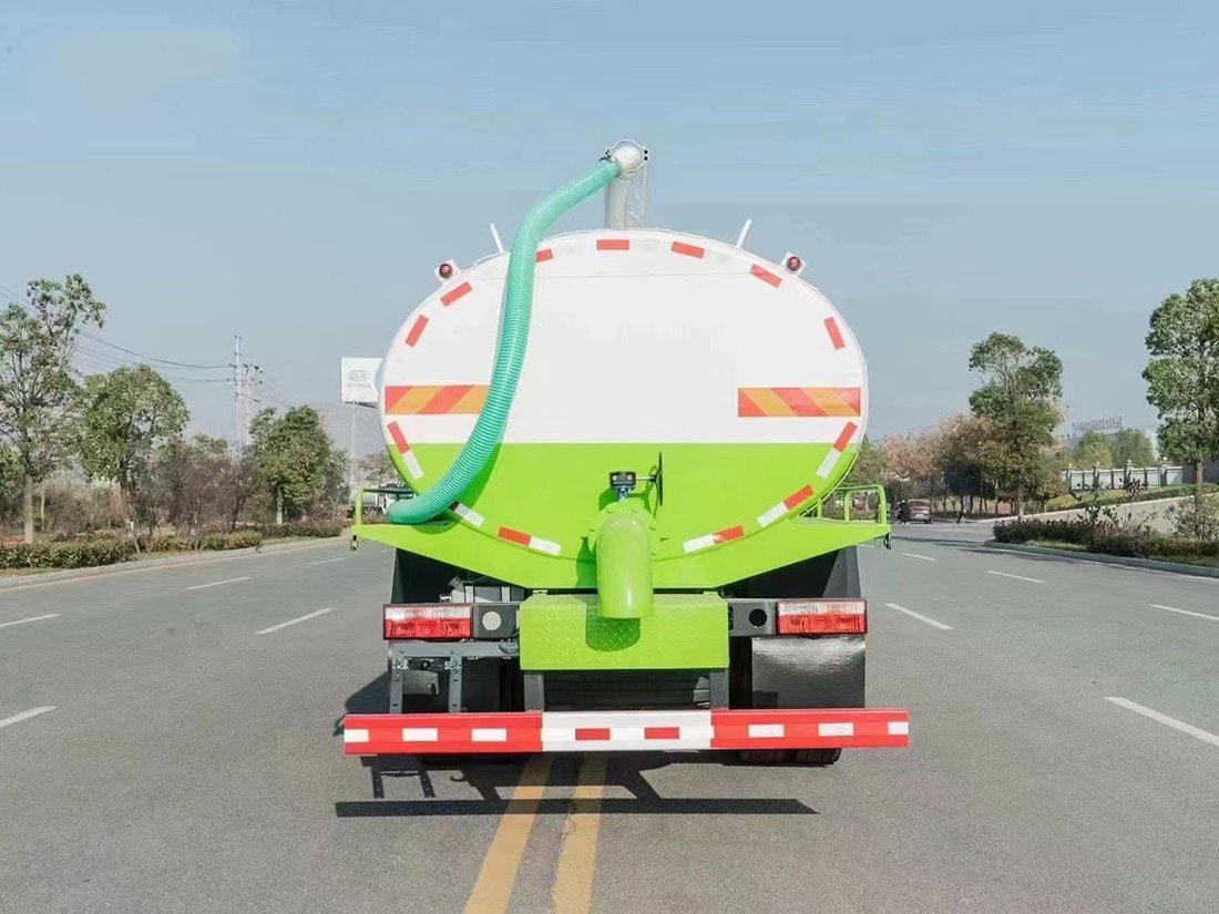 东风D9 12方吸粪车