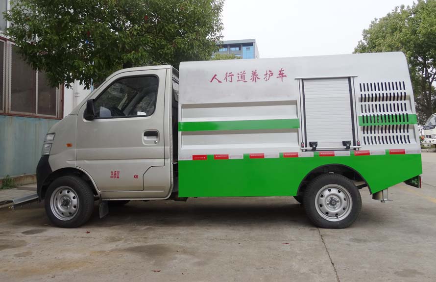 长安小型路面清洗养护车